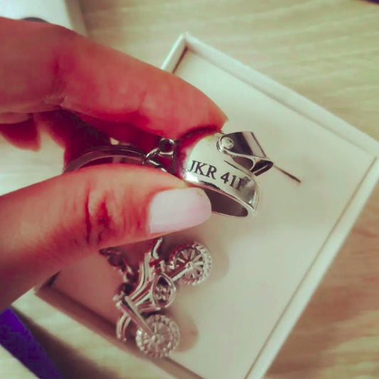 ADICION GRABADO EN CASCO — regalo personalizado | GGIFT