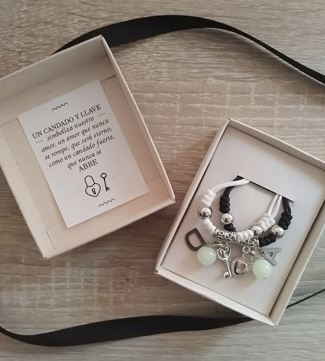Duo Pulseras Candado Llave DUO HEART LOCK (INCLUYE 1 LETRA EN CADA PULSERA) — Manilla personalizada | GGIFT