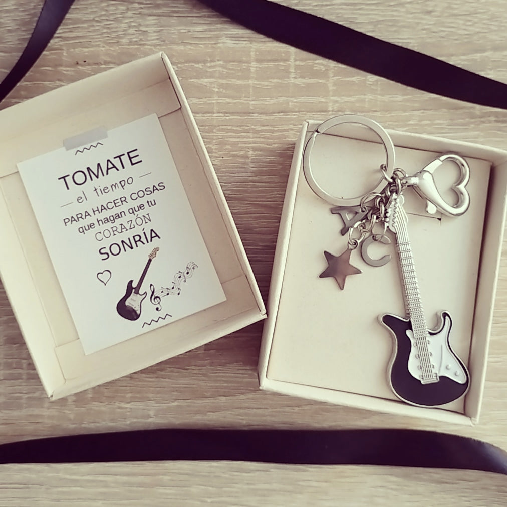 GUITARRA TAYLOR STAR — Llavero personalizado | GGIFT