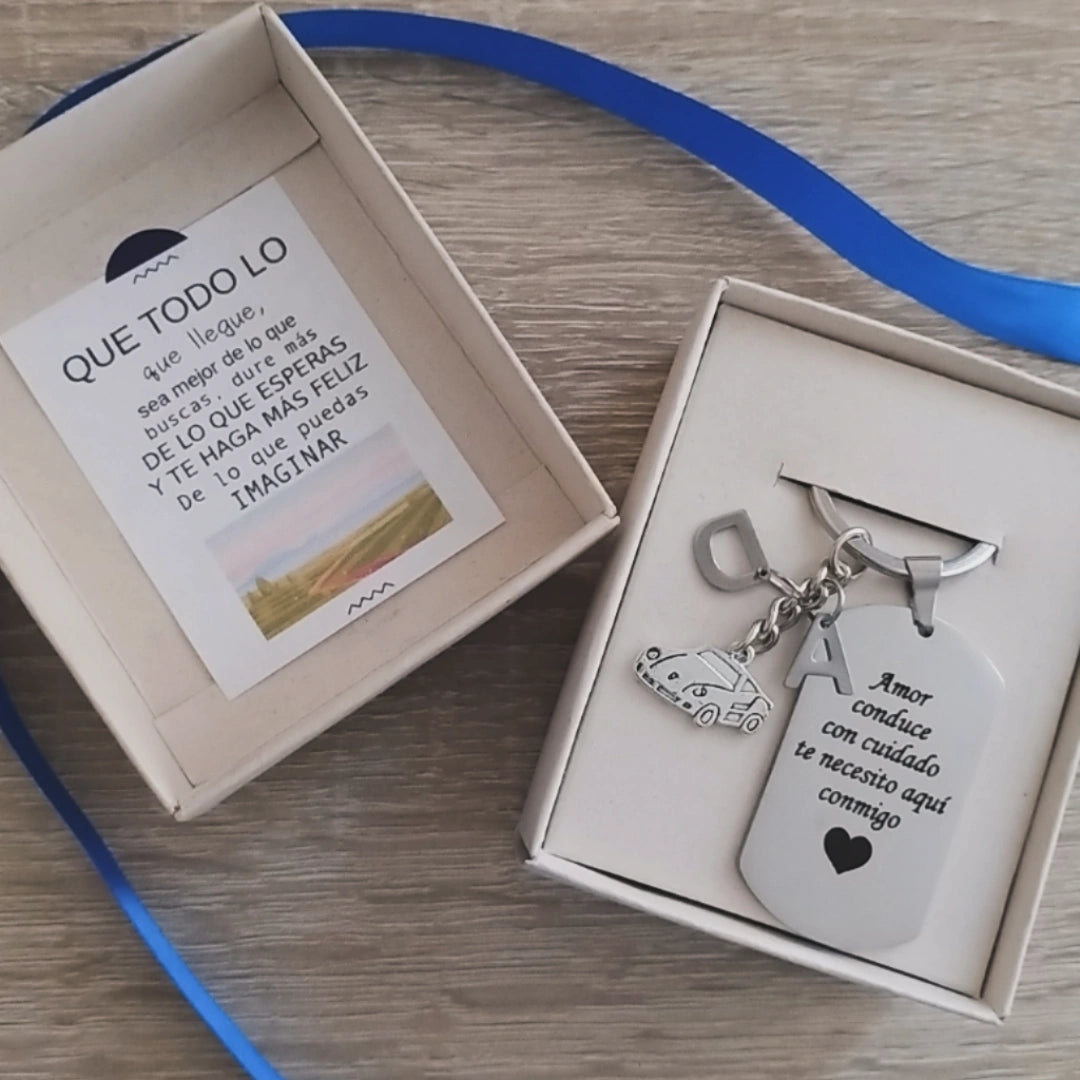 Placa Personalizada con Carro AMOR MESSAGE — Llavero personalizado | GGIFT