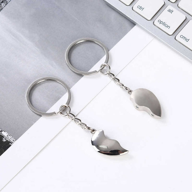 HEART CON IMAN (INCLUYE 4 LETRAS) — Llavero personalizado | GGIFT