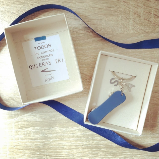 BLUE SKATEBOARD — Llavero personalizado | GGIFT