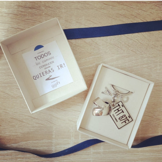 PLACA CON CASCO JET — Llavero personalizado | GGIFT