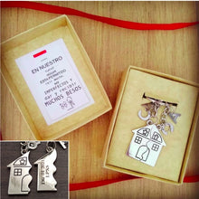 Cargar imagen en el visor de la galería, SILVER HOUSE (INCLUYE 4 LETRAS Y GRABADO)
