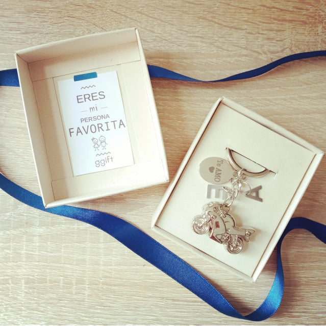 MOTO HIGHWAY Y PLACA TE AMO — Llavero personalizado | GGIFT