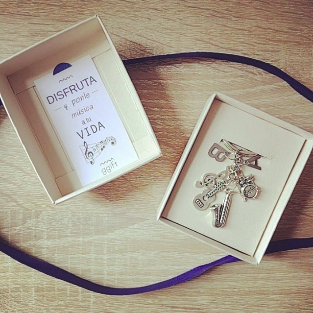 MUSIC INSTRUMENTS — Llavero personalizado | GGIFT