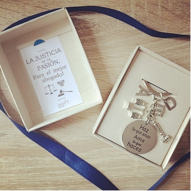 Llavero Abogado, Abogada SUPER CON PLACA PERSONALIZADA — Llavero personalizado | GGIFT