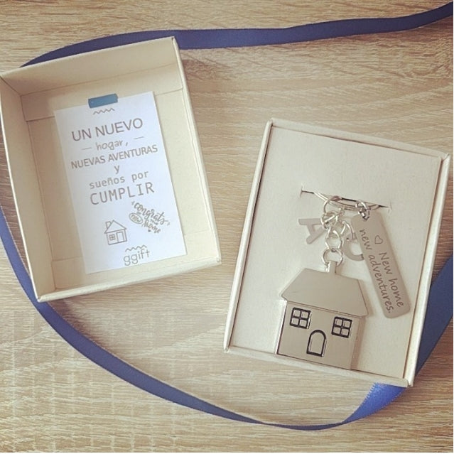 LINDO HOGAR PLUS — Llavero personalizado | GGIFT