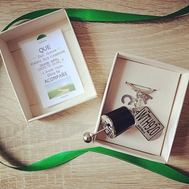 Llavero caja cambios placa personalizada PLACA PETITE — Llavero personalizado | GGIFT
