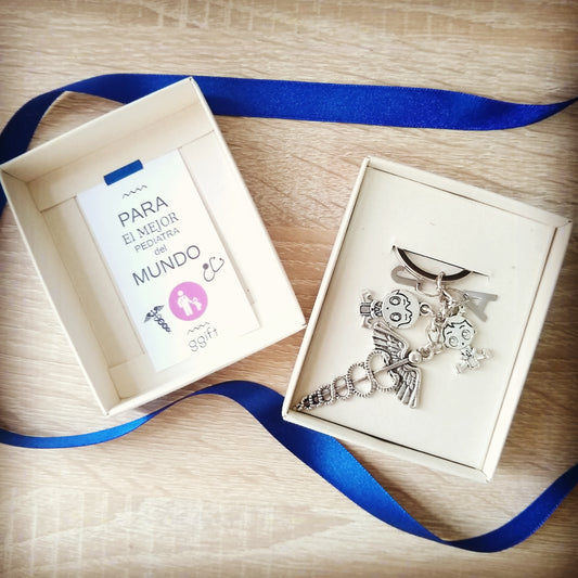 BEST PEDIATRA — Llavero personalizado | GGIFT