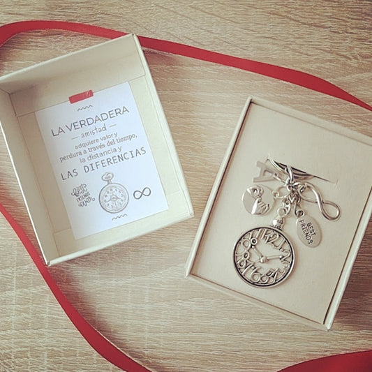 FRIENDSHIP CLOCK — Llavero personalizado | GGIFT