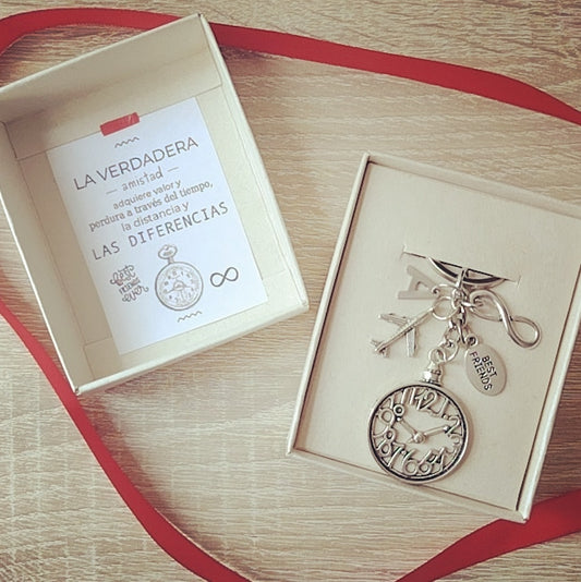 BEST FRIENDS — Llavero personalizado | GGIFT